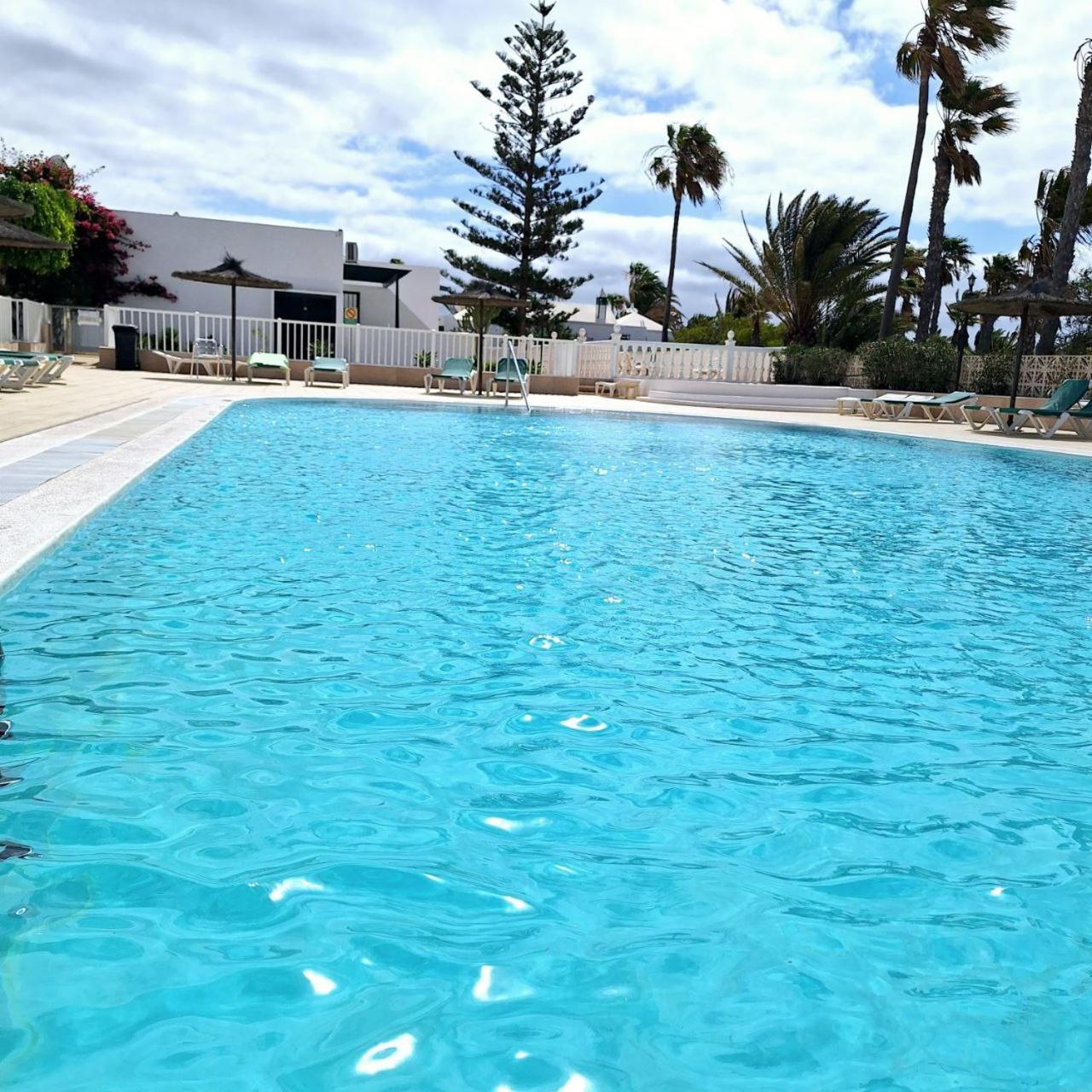 Apartamento Club Valena, Puerto Del Carmen, Lanzarote Tías Eksteriør billede